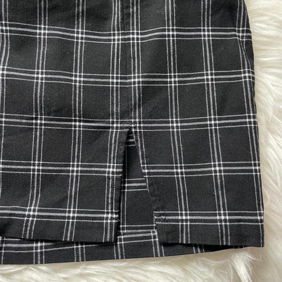 Garage Black and White plaid pencil skirt with slit - Picture 2 of 4